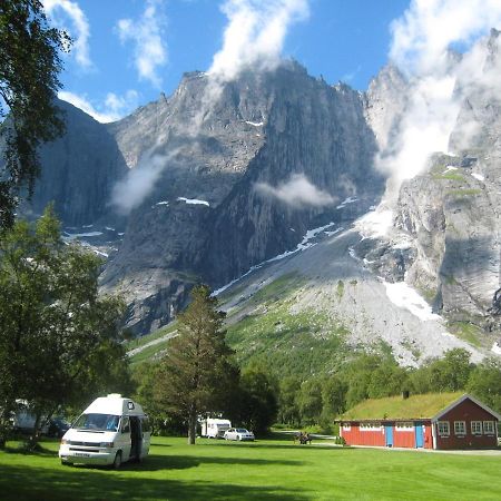 Trollveggen Camping Åndalsnes Buitenkant foto